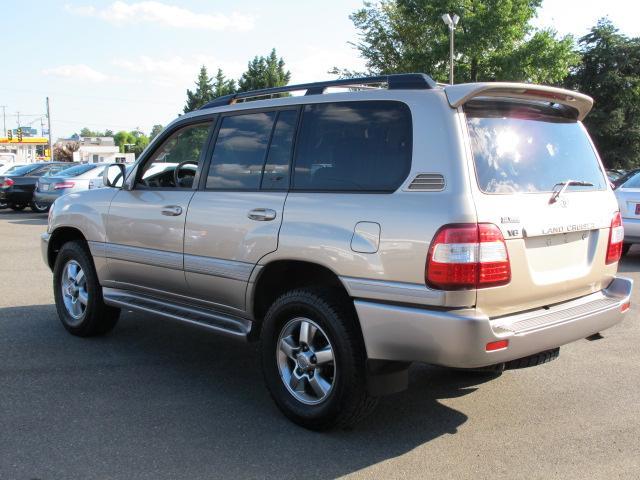 Toyota LandCruiser 2006 photo 3