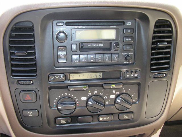 Toyota Land Cruiser 1999 photo 14