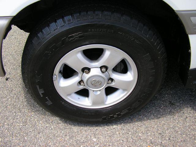 Toyota Land Cruiser 1999 photo 19