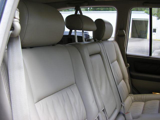 Toyota Land Cruiser 1999 photo 21
