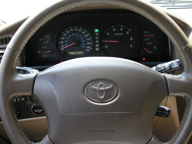 Toyota Land Cruiser 1999 photo 8