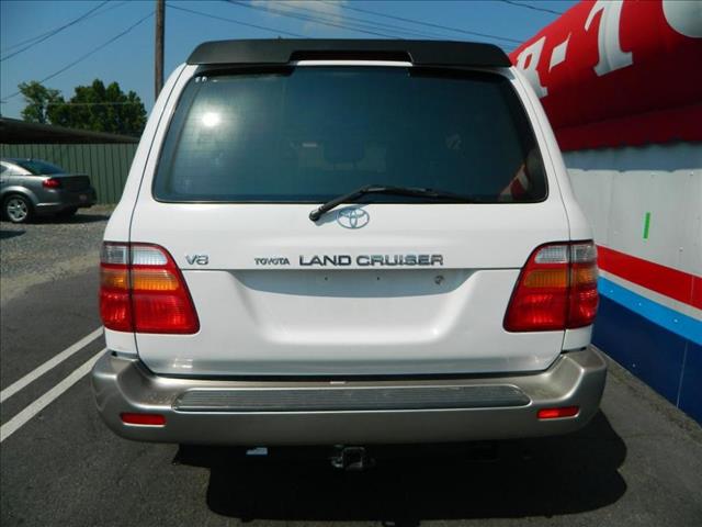 Toyota Land Cruiser 2000 photo 0