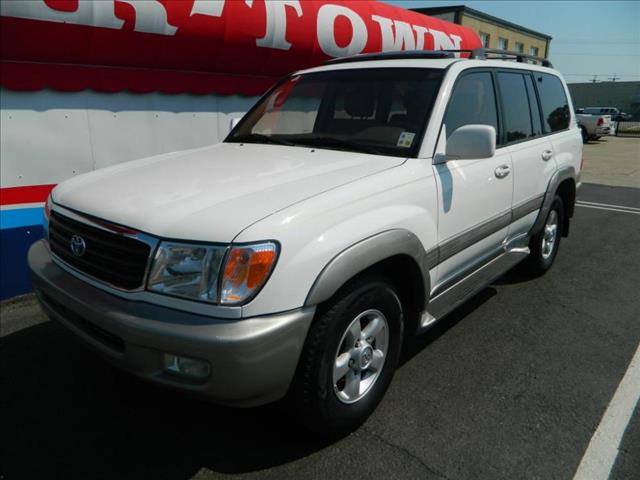 Toyota Land Cruiser 2000 photo 3