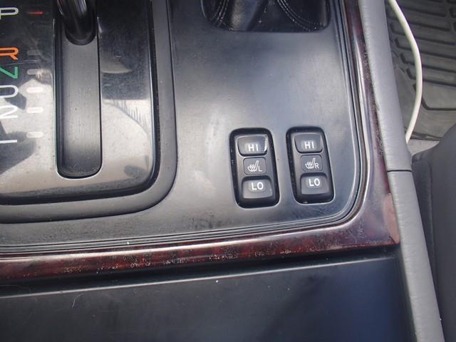 Toyota Land Cruiser 2002 photo 9