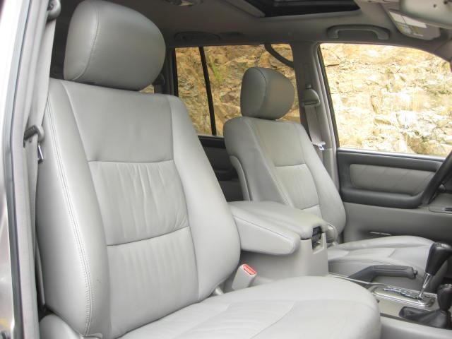 Toyota Land Cruiser 2003 photo 5