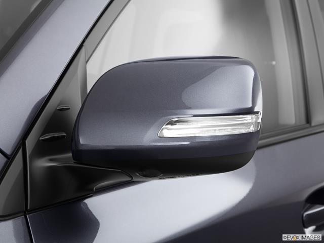 Toyota Land Cruiser 2013 photo 17