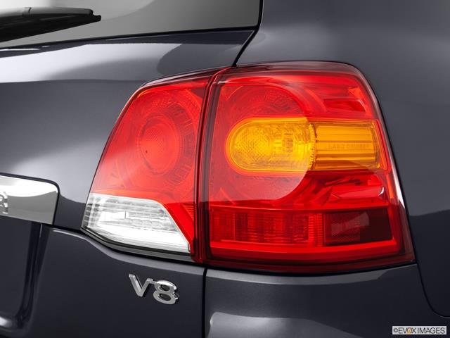 Toyota Land Cruiser 2013 photo 21