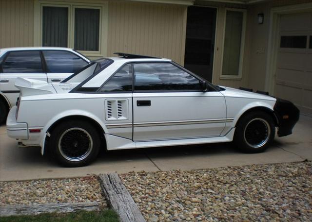 Toyota MR2 1986 photo 2