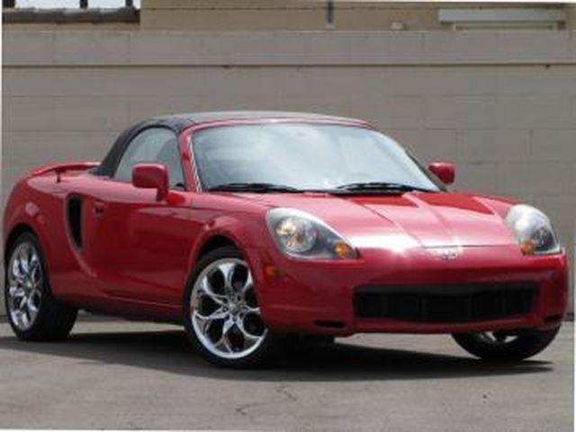 Toyota MR2 Spyder 2001 photo 1