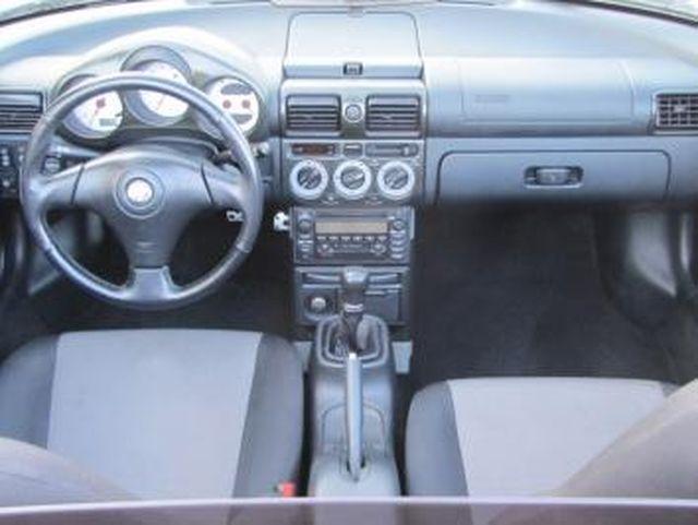 Toyota MR2 Spyder 2002 photo 3