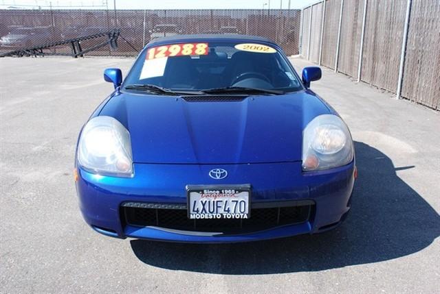 Toyota MR2 Spyder 2002 photo 1