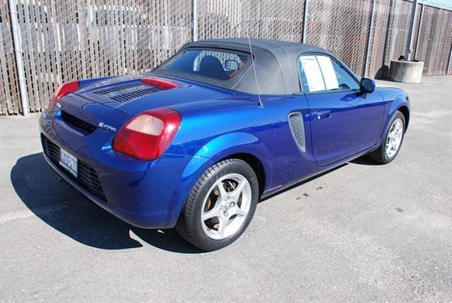 Toyota MR2 Spyder 2002 photo 5