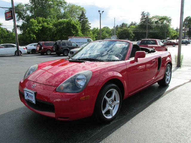 Toyota MR2 Spyder 2002 photo 1