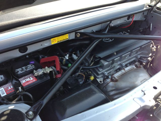 Toyota MR2 Spyder 2002 photo 3