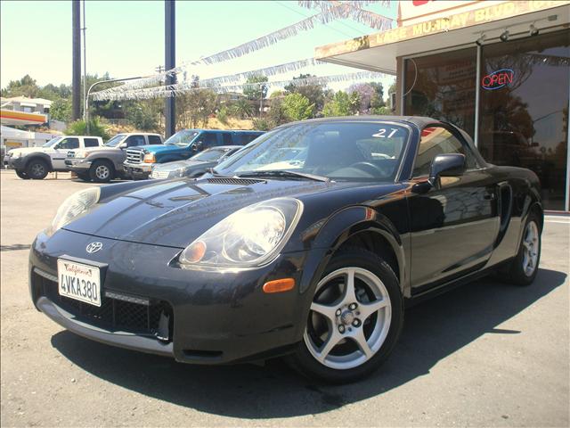Toyota MR2 Spyder Base Convertible