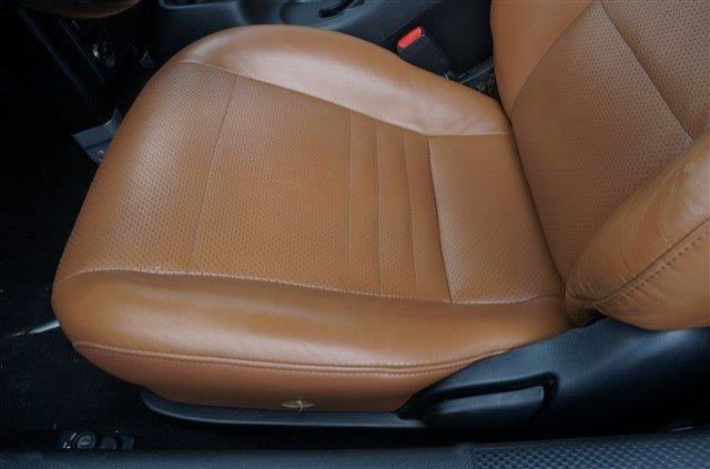 Toyota MR2 Spyder Base Convertible