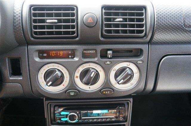 Toyota MR2 Spyder 2003 photo 22