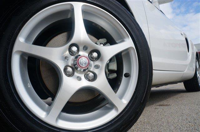 Toyota MR2 Spyder 2003 photo 5