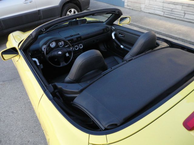 Toyota MR2 Spyder 2003 photo 1