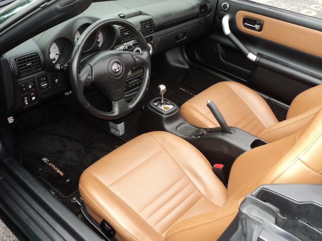 Toyota MR2 Spyder 2003 photo 10