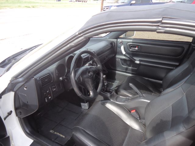 Toyota MR2 Spyder 2003 photo 11