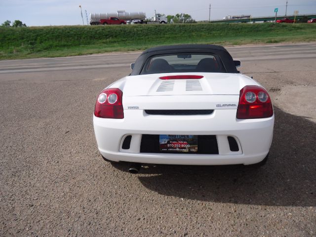 Toyota MR2 Spyder 2003 photo 14
