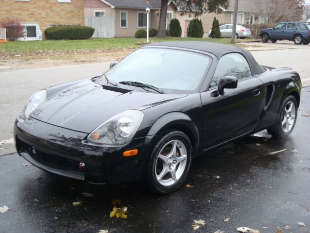 Toyota MR2 Spyder 2010 photo 3