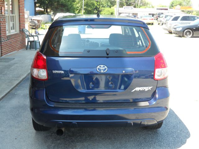 Toyota Matrix 2003 photo 1