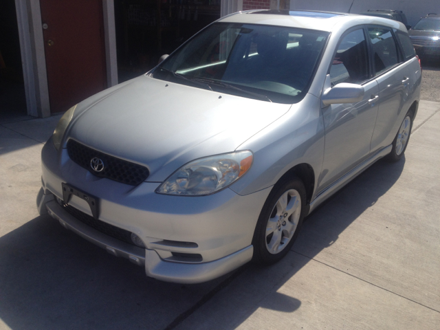 Toyota Matrix 2003 photo 2