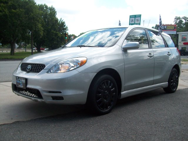 Toyota Matrix 2003 photo 1