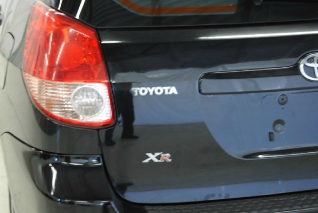 Toyota Matrix 2003 photo 1