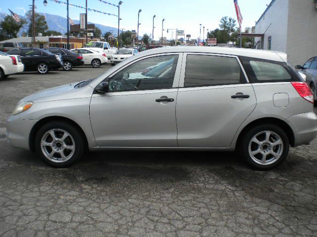 Toyota Matrix 2003 photo 1