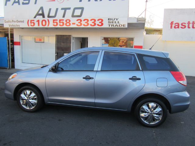 Toyota Matrix 2004 photo 3