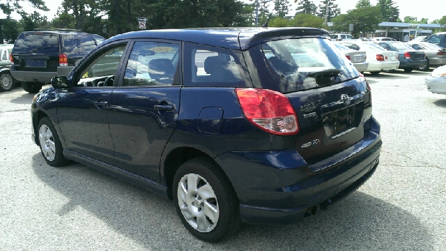 Toyota Matrix 2004 photo 1