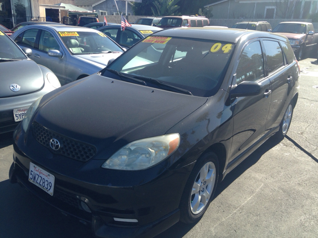 Toyota Matrix 2004 photo 2