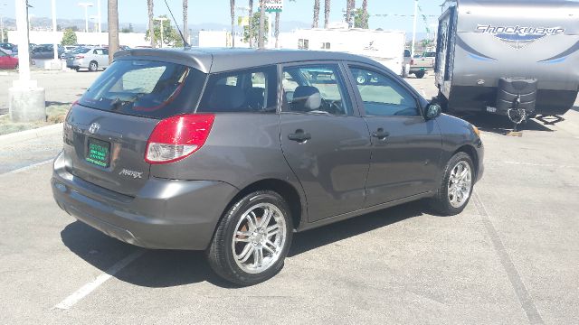 Toyota Matrix 2004 photo 1