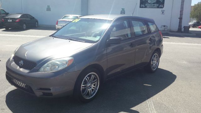 Toyota Matrix 2004 photo 2