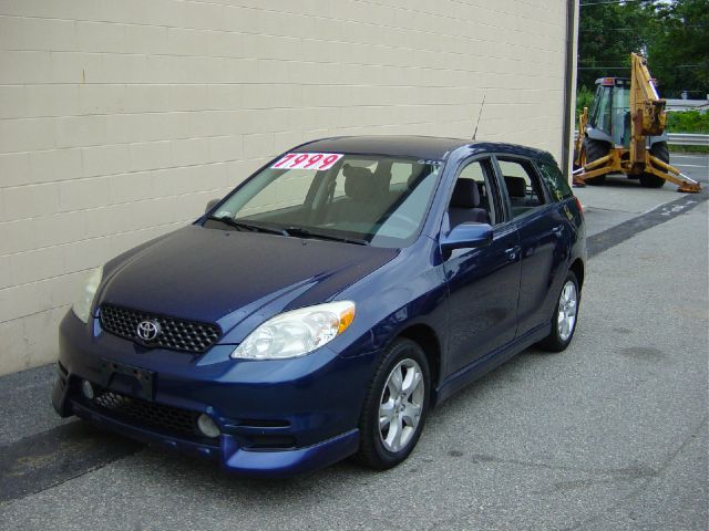 Toyota Matrix 2004 photo 1