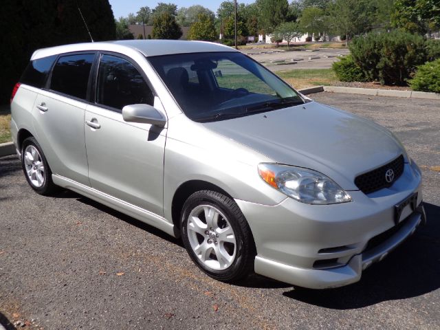 Toyota Matrix 2004 photo 3