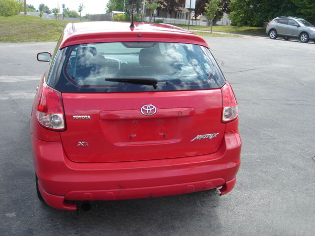 Toyota Matrix 2004 photo 10