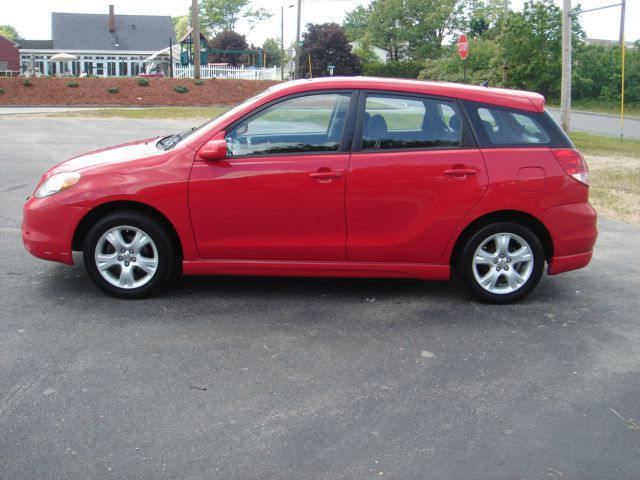 Toyota Matrix 2004 photo 11