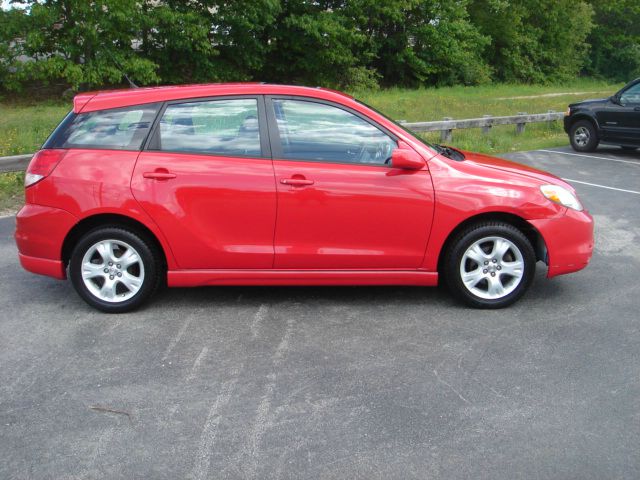 Toyota Matrix 2004 photo 14