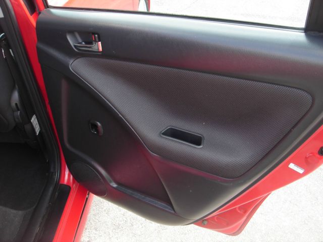 Toyota Matrix 2004 photo 16