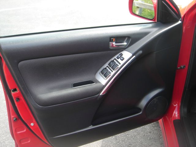 Toyota Matrix 2004 photo 8
