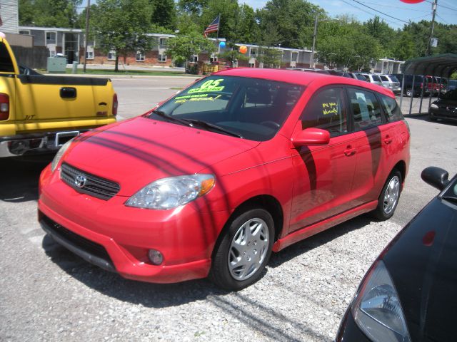 Toyota Matrix 2005 photo 1