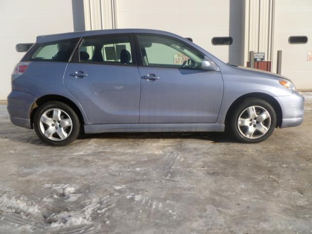 Toyota Matrix 2005 photo 2