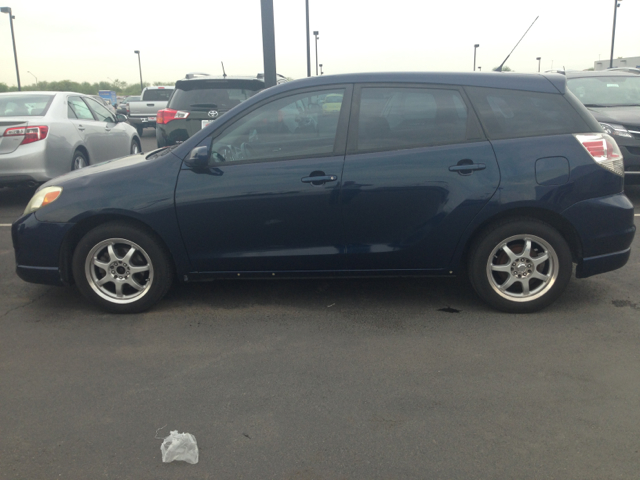 Toyota Matrix 2005 photo 1