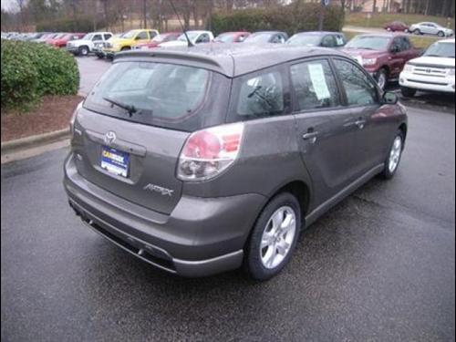 Toyota Matrix 2005 photo 3