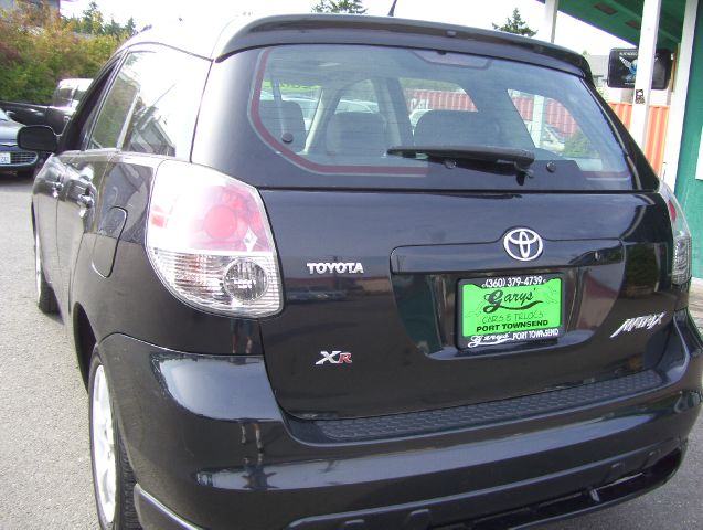 Toyota Matrix 2005 photo 2