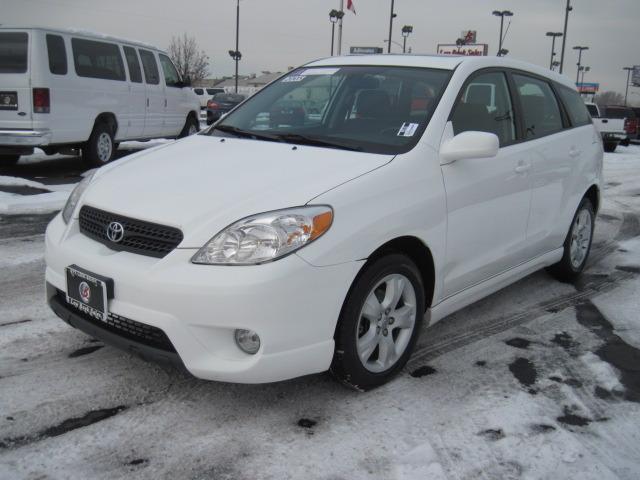Toyota Matrix 2005 photo 1